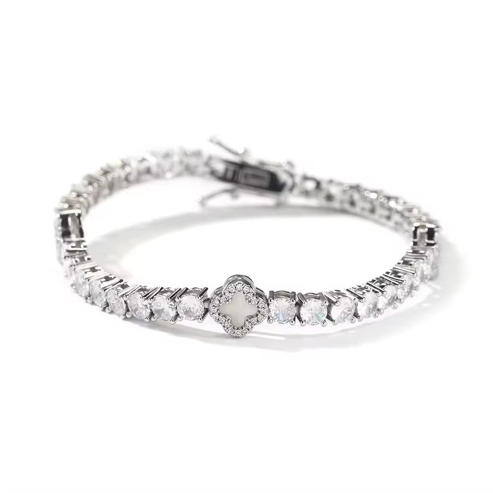 Clover Girl bracelet "SILVER" Secondary image